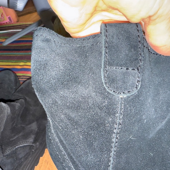 B. Makowsky Black Suede Boots | Pre-Owned | Size 8.5 - Picture 7 of 16